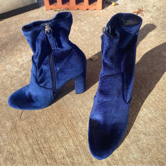 Steve Madden Royal Blue Velvet High Heeled Booties - Picture 2 of 11